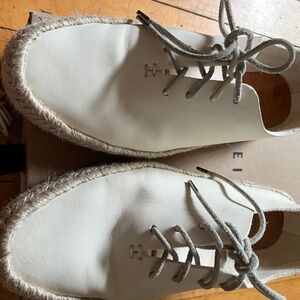 FEIT ESPADRILLE  HAND  SEWN  COURT SIZE 39